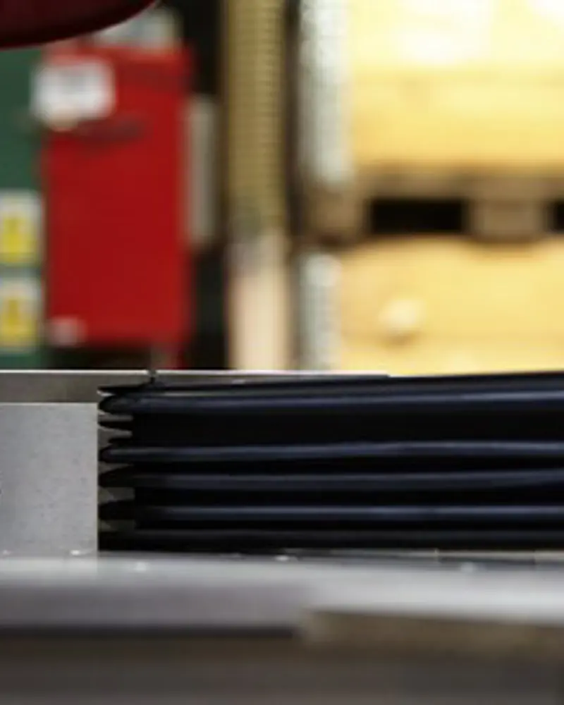 Welding machine for door sealings